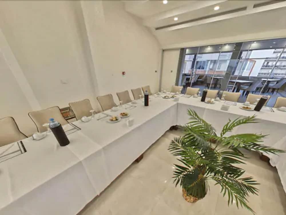 果茹克勒奥茹科Spa酒店 伯萨 外观 照片